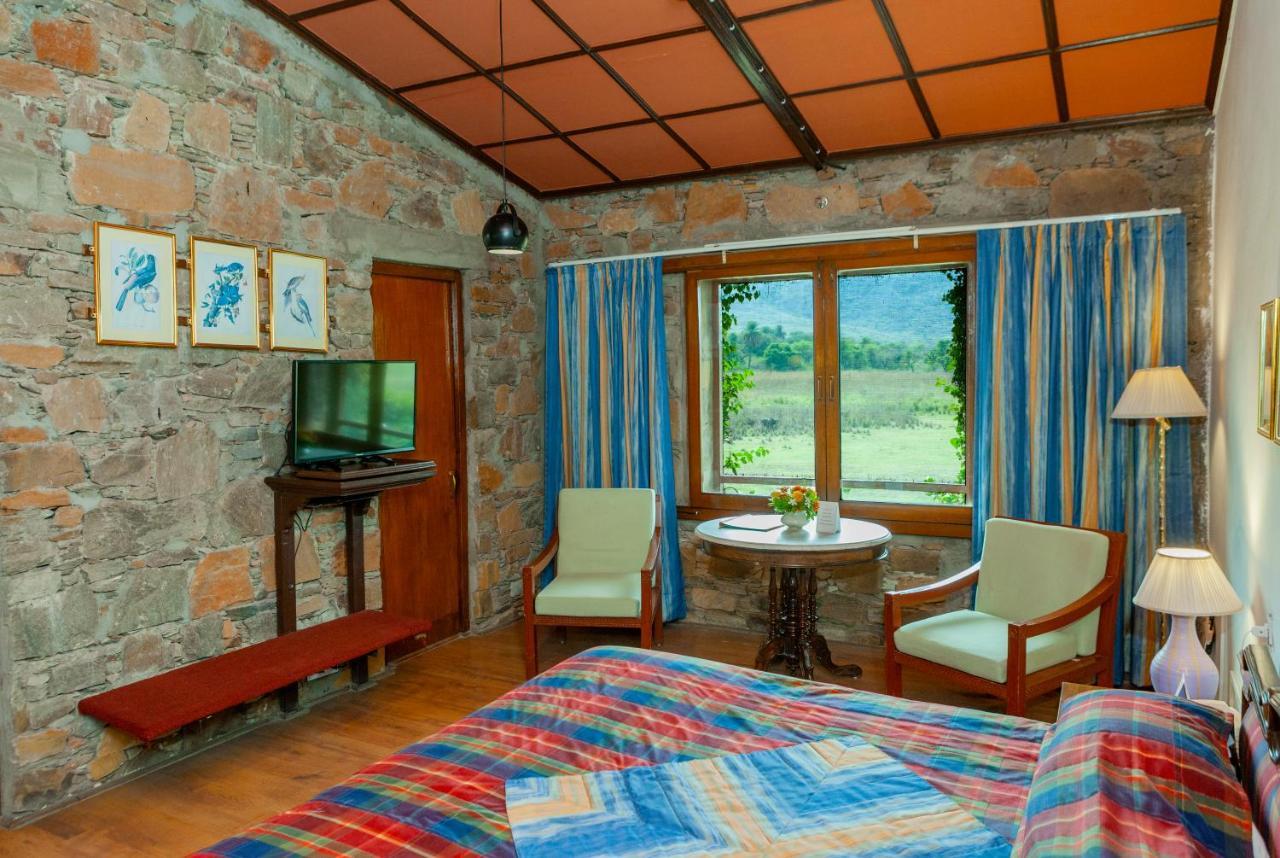 Shikarbadi Hotel - By The Lake Heritage By Hrh Group Of Hotels Udaipur Luaran gambar